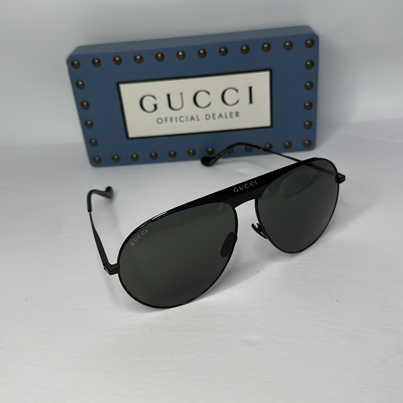 New 💯 - Authentic Gucci super light, stylish and bold design. Gucci GG0908s - Picture 5 of 15